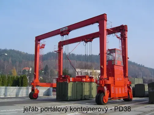 jeřáb portálový kontejnerový - PD38